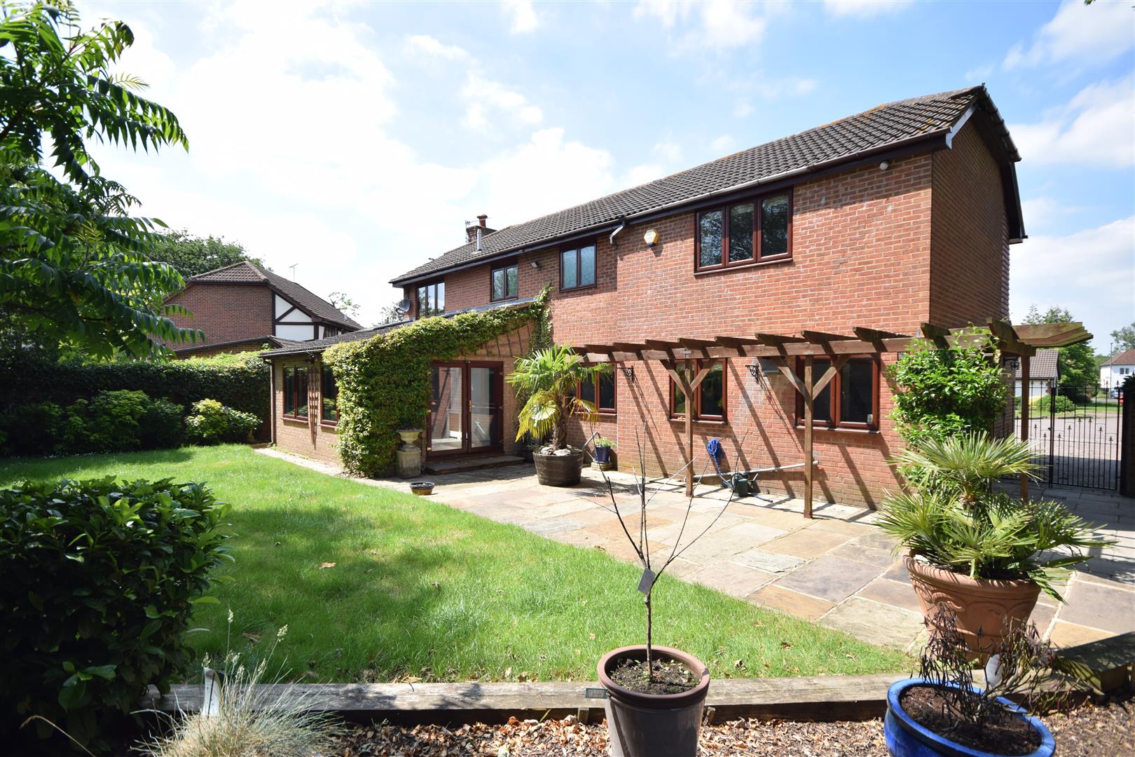 Houses for Sale in Ashtead Cairds Estate Agents